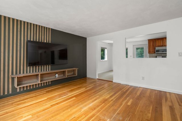22 Allen Road, Billerica, MA 01821