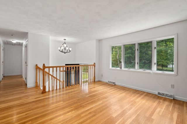 22 Allen Road, Billerica, MA 01821