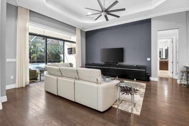 16921 Pavilion Way, Delray Beach, FL 33446