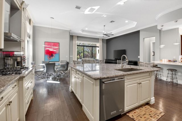 16921 Pavilion Way, Delray Beach, FL 33446