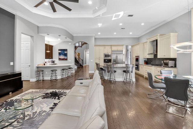 16921 Pavilion Way, Delray Beach, FL 33446