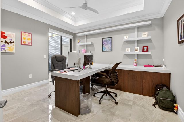 16921 Pavilion Way, Delray Beach, FL 33446