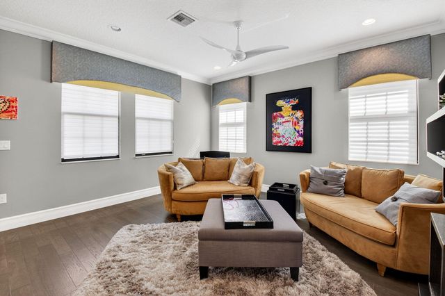 16921 Pavilion Way, Delray Beach, FL 33446