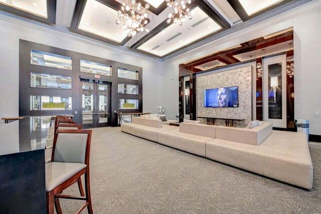 16921 Pavilion Way, Delray Beach, FL 33446