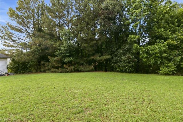 3825 Cedar Trace Lane, Ellenwood, GA 30294