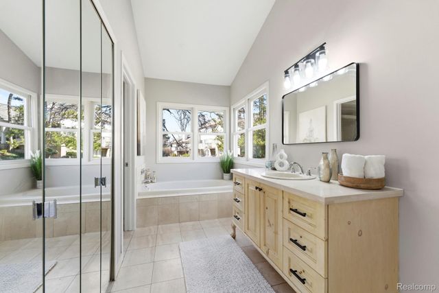 7533 Danbury Drive, West Bloomfield Charter Township, MI 48322