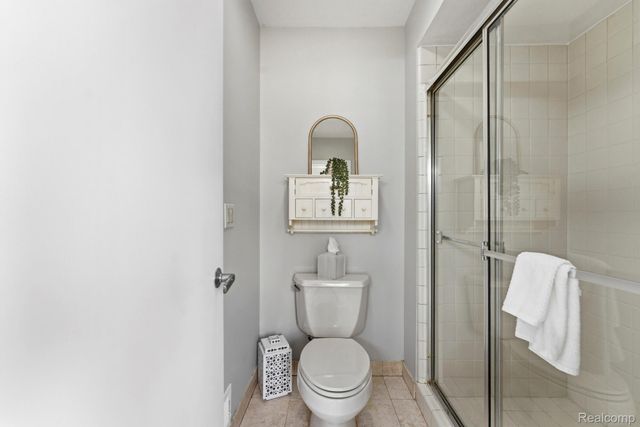 7533 Danbury Drive, West Bloomfield Charter Township, MI 48322