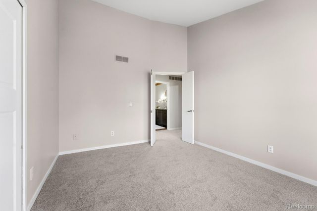 7533 Danbury Drive, West Bloomfield Charter Township, MI 48322