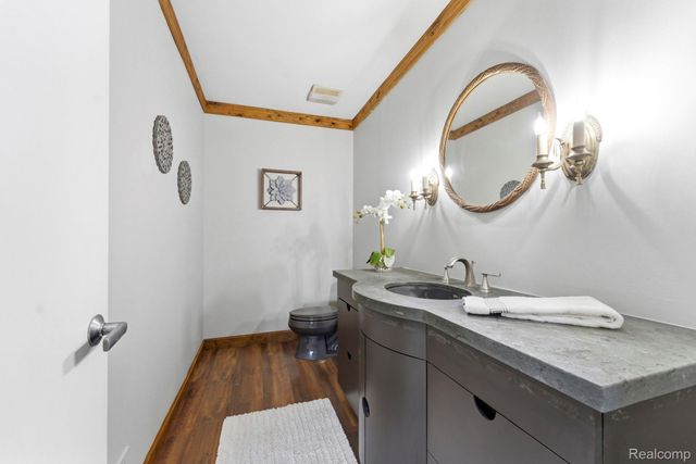 7533 Danbury Drive, West Bloomfield Charter Township, MI 48322