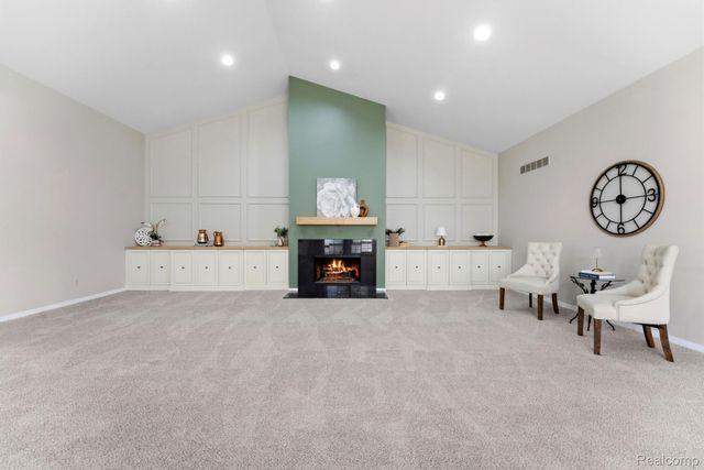 7533 Danbury Drive, West Bloomfield Charter Township, MI 48322