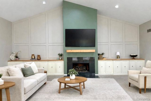 7533 Danbury Drive, West Bloomfield Charter Township, MI 48322