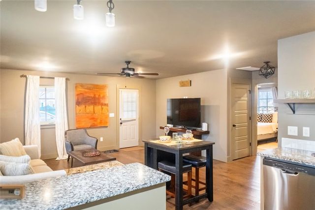 301 NW F Street, Bentonville, AR 72712