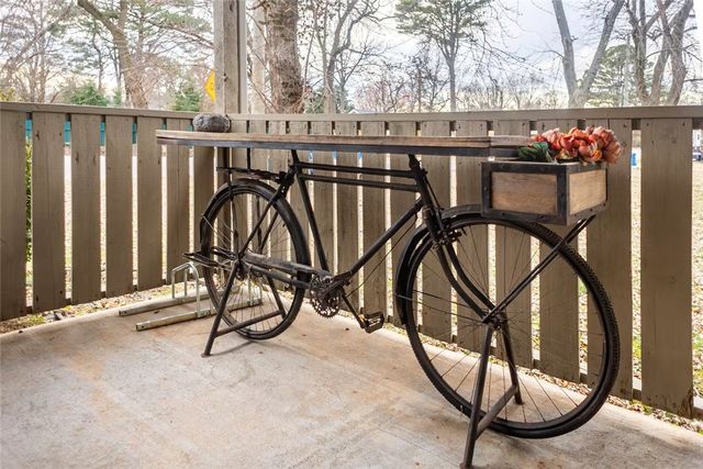 301 NW F Street, Bentonville, AR 72712