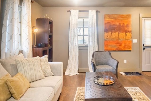 301 NW F Street, Bentonville, AR 72712