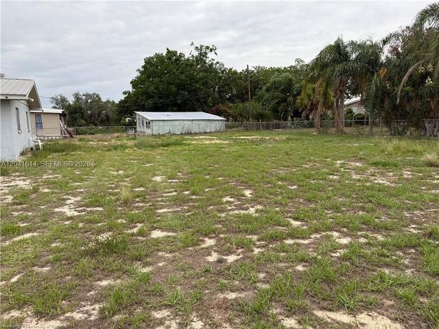 217 Palmetto Street, Lake Placid, FL 33852