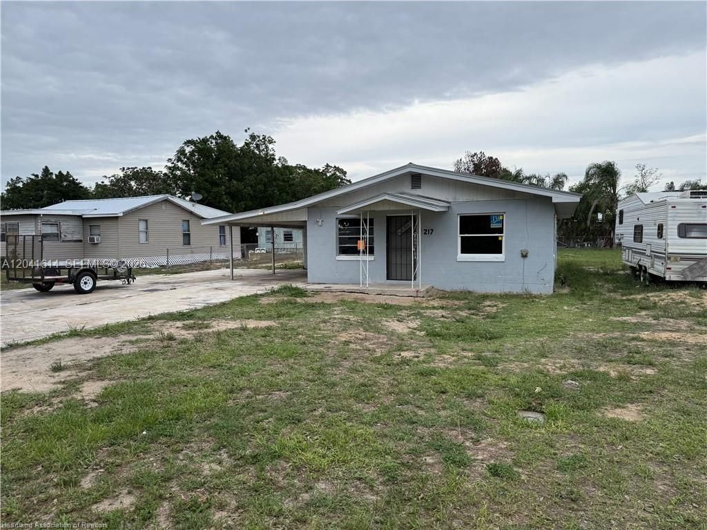 217 Palmetto Street, Lake Placid, FL 33852