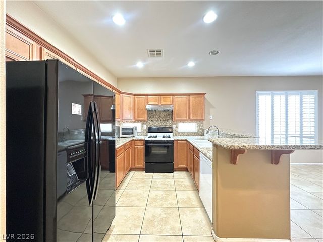 5179 Silent Valley Avenue, Las Vegas, NV 89139