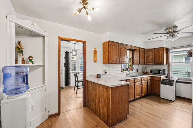 3438 Byron Center Avenue Sw, City Of Wyoming, MI 49519