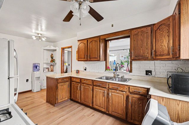 3438 Byron Center Avenue Sw, City Of Wyoming, MI 49519
