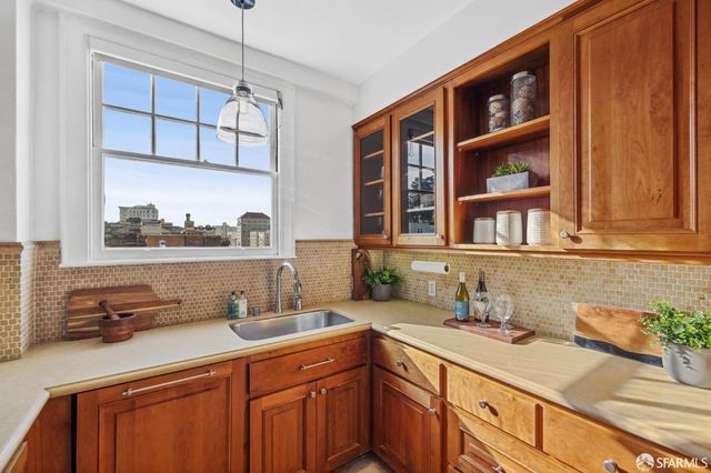 1880 Jackson Street 505, San Francisco, CA 94109