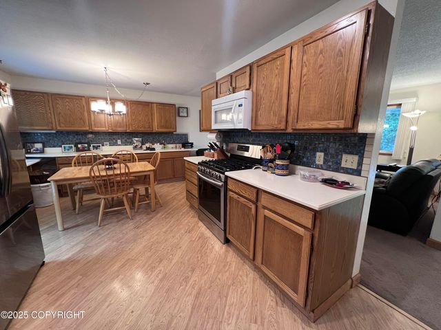 3160 W 71st Avenue, Anchorage, AK 99502