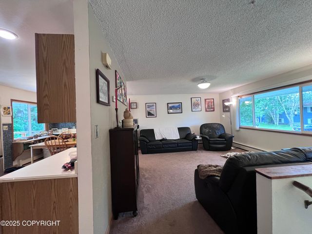 3160 W 71st Avenue, Anchorage, AK 99502