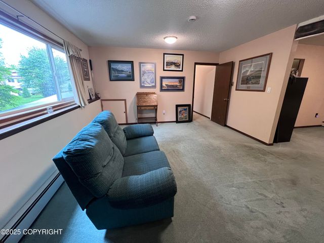 3160 W 71st Avenue, Anchorage, AK 99502