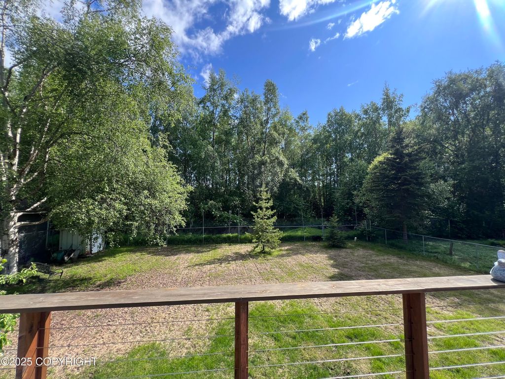 3160 W 71st Avenue, Anchorage, AK 99502