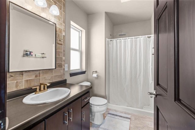 312 N VAN BUREN STREET, Green Bay, WI 54301