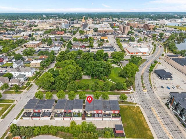 312 N VAN BUREN STREET, Green Bay, WI 54301