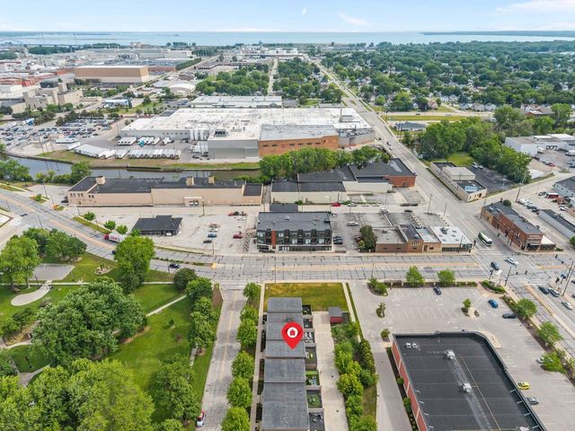 312 N VAN BUREN STREET, Green Bay, WI 54301