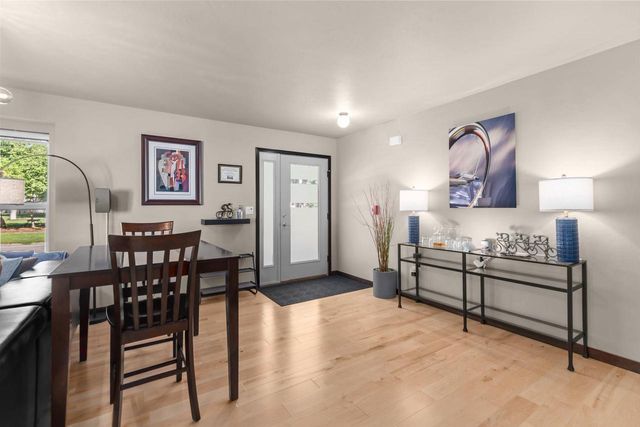 312 N VAN BUREN STREET, Green Bay, WI 54301