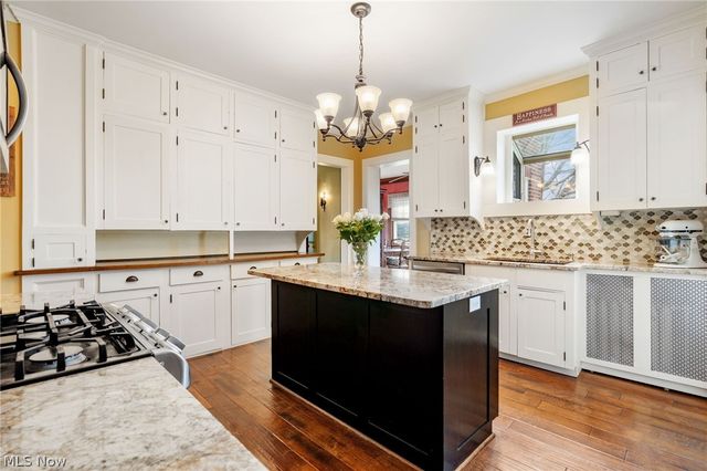 1015 Portage Street NW, North Canton, OH 44720