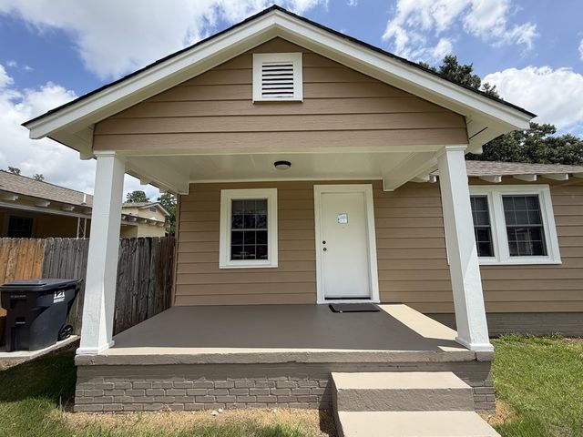 1808 16th Place, Phenix City, AL 36867