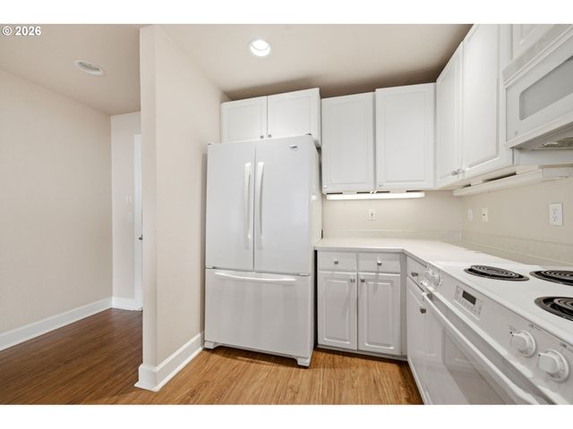 520 Se COLUMBIA RIVER Dr 433, Vancouver, WA 98661