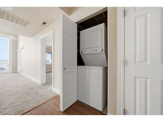 520 Se COLUMBIA RIVER Dr 433, Vancouver, WA 98661