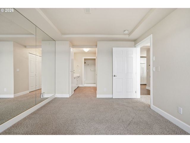 520 Se COLUMBIA RIVER Dr 433, Vancouver, WA 98661