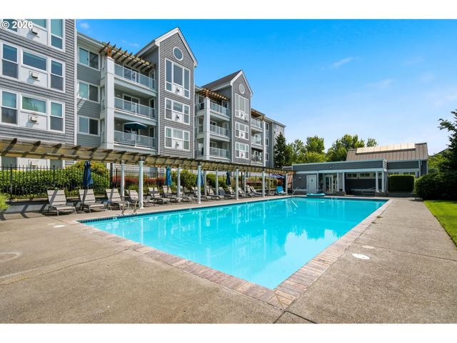 520 Se COLUMBIA RIVER Dr 433, Vancouver, WA 98661