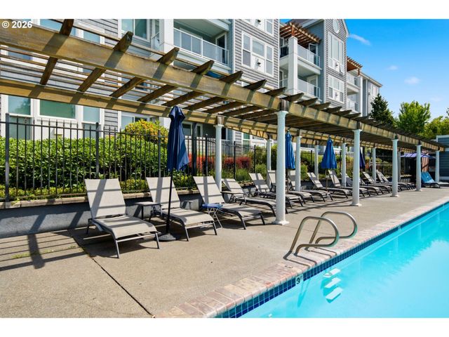 520 Se COLUMBIA RIVER Dr 433, Vancouver, WA 98661