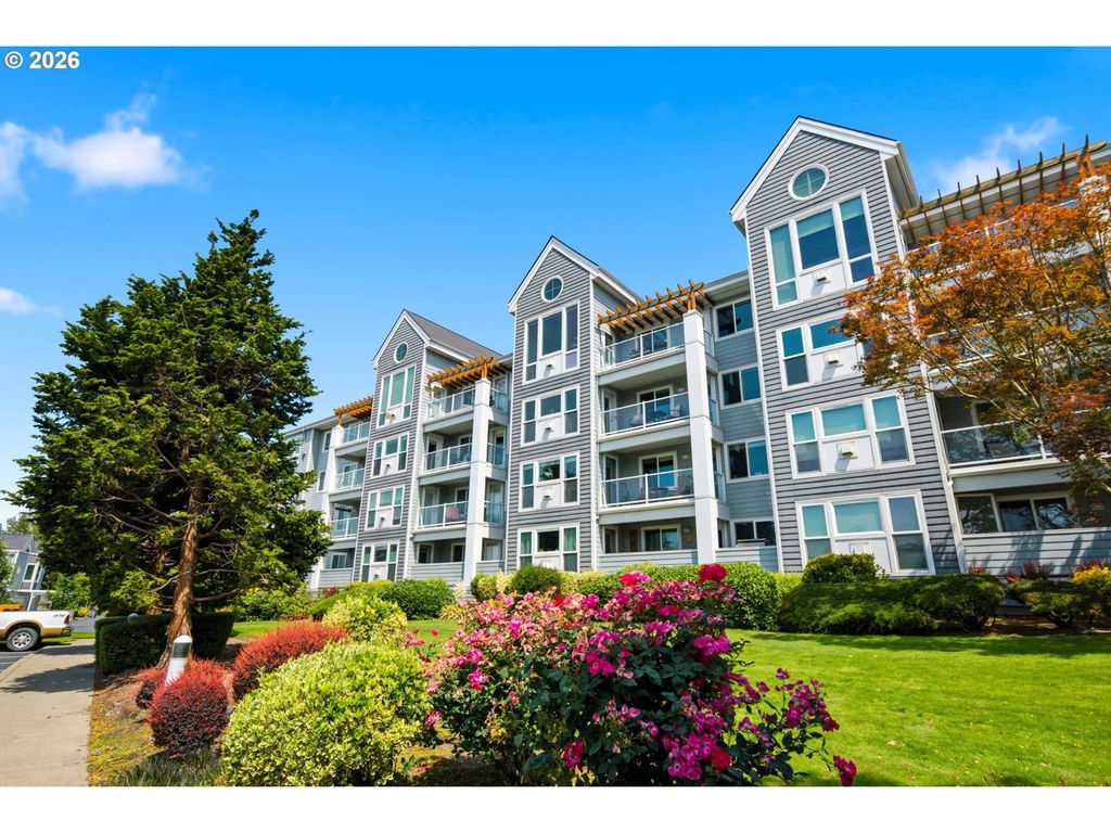 520 Se COLUMBIA RIVER Dr 433, Vancouver, WA 98661