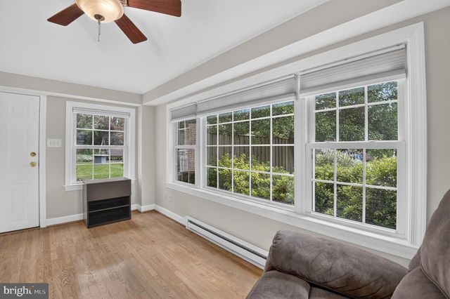 9701 LAWNDALE DR, Silver Spring, MD 20901