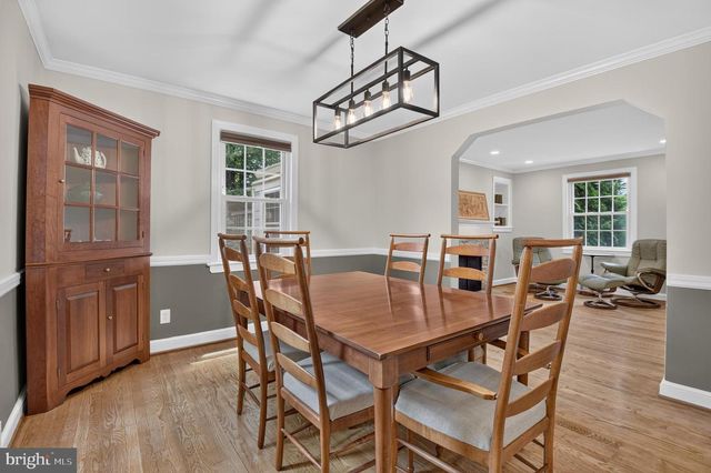 9701 LAWNDALE DR, Silver Spring, MD 20901