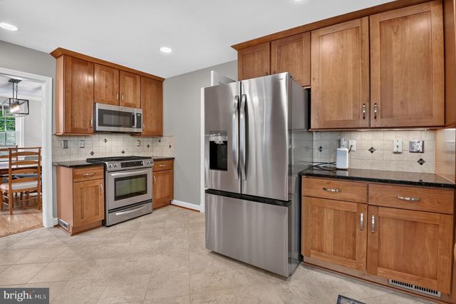 9701 LAWNDALE DR, Silver Spring, MD 20901