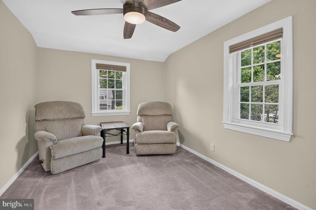 9701 LAWNDALE DR, Silver Spring, MD 20901