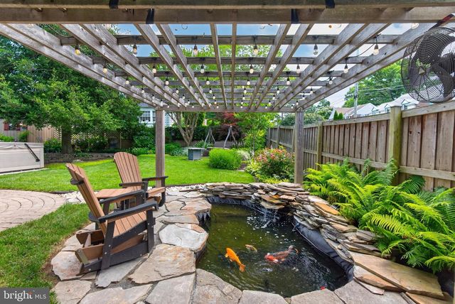 9701 LAWNDALE DR, Silver Spring, MD 20901