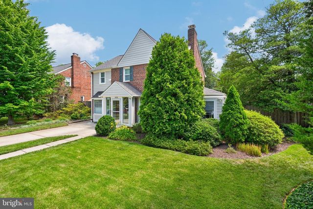 9701 LAWNDALE DR, Silver Spring, MD 20901