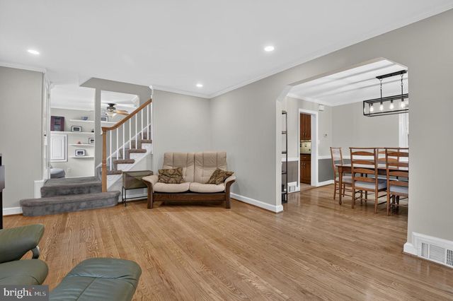 9701 LAWNDALE DR, Silver Spring, MD 20901