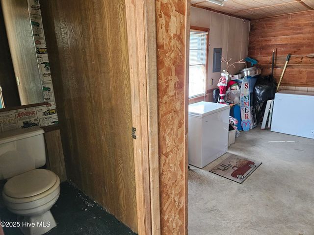 502 Raleigh Road, Clinton, NC 28328