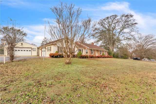 300 woodfern Circle, Anderson, SC 29625