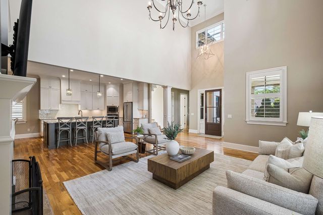 1110B Biltmore Dr, Nashville, TN 37204